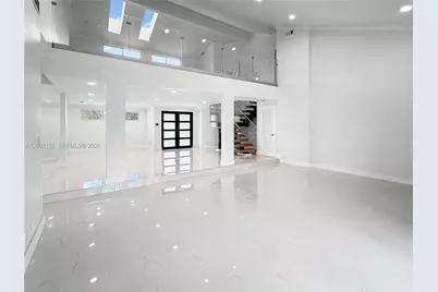 2181 SW 117th Ter, Davie, FL 33325 - Photo 7