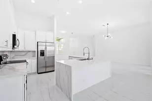 646 Heritage Dr, Weston, FL 33326 - Photo 21