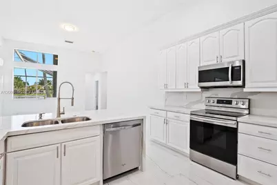 646 Heritage Dr #646, Weston, FL 33326 - Photo 19