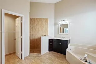 646 Heritage Dr, Weston, FL 33326 - Photo 27