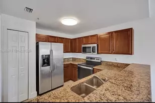 11401 NW 89th St, Doral, FL 33178 - Photo 3