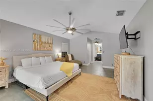 9841 SW 1st St, Plantation, FL 33324 - Photo 17