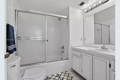 3300 W Rolling Hills Cir #606, Davie, FL 33328 - Photo 11
