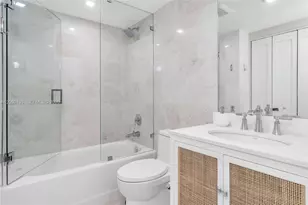 6901 Edgewater Dr, Coral Gables, FL 33133 - Photo 7