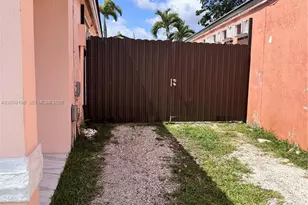 14350 SW 175th St, Miami, FL 33177 - Photo 3