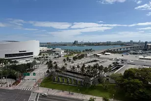 398 NE 5th St, Miami, FL 33132 - Photo 23