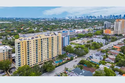 3500 Coral Way #1011, Miami, FL 33145 - Photo 5