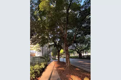 3500 Coral Way #1011, Miami, FL 33145 - Photo 3