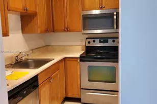 1154 Coral Club Dr, Coral Springs, FL 33071 - Photo 5