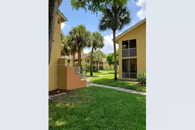 1154 Coral Club Dr #1154, Coral Springs, FL 33071 - Photo 3