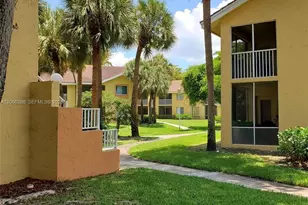 1154 Coral Club Dr, Coral Springs, FL 33071 - Photo 3