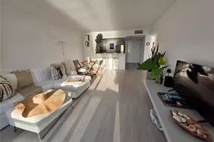 7928 West Dr, North Bay Village, FL 33141 - Photo 9