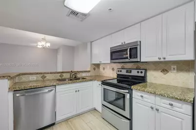 520 SE 5th Ave #3305, Fort Lauderdale, FL 33301 - Photo 9