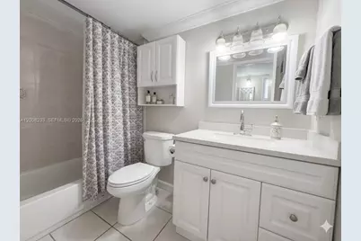 8605 SW 68th Ct #7, Pinecrest, FL 33156 - Photo 5