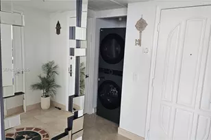 3370 Hidden Bay Dr, Aventura, FL 33180 - Photo 11