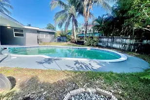 1649 NE 8th Ave, Fort Lauderdale, FL 33305 - Photo 1