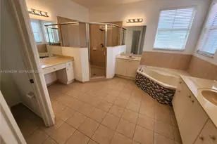 11480 NW 82th Terrace, Doral, FL 33178 - Photo 25