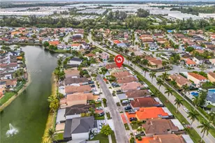 1013 NW 132nd Ave W, Miami, FL 33182 - Photo 43