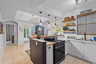 14435 NW 83rd Pl, Miami Lakes, FL 33016 - Photo 15