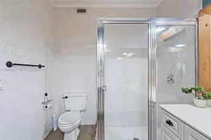 14435 NW 83rd Pl, Miami Lakes, FL 33016 - Photo 23