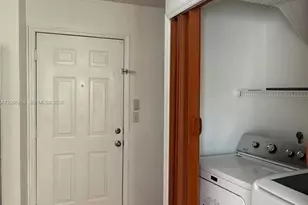 6235 SW Kendale Lakes Cir, Miami, FL 33183 - Photo 15