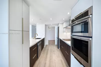 2000 Towerside Ter #1506, Miami, FL 33138 - Photo 9