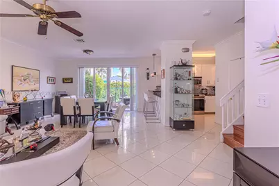 15123 NW 8th St, Pembroke Pines, FL 33028 - Photo 19