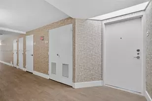 3640 Yacht Club Dr, Aventura, FL 33180 - Photo 27
