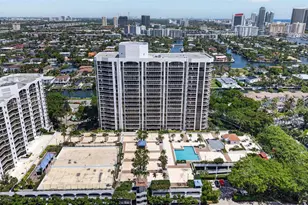 3640 Yacht Club Dr, Aventura, FL 33180 - Photo 55