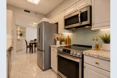 3640 Yacht Club Dr #1602, Aventura, FL 33180 - Photo 9