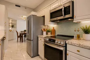 3640 Yacht Club Dr, Aventura, FL 33180 - Photo 9