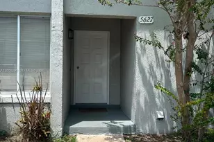 5627 Blue Shadows Ct, Orlando, FL 32811 - Photo 1
