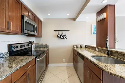 2900 NE 30th St #7G, Fort Lauderdale, FL 33306 - Photo 3