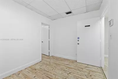 8358 W Oakland Park Blvd #202-L, Sunrise, FL 33351 - Photo 1