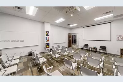 1501 Biscayne Blvd #INT, Miami, FL 33132 - Photo 11