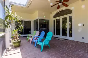 12743 N Winners Cir, Davie, FL 33330 - Photo 13