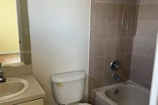 2201 SE 24th Pl, Homestead, FL 33035 - Photo 7