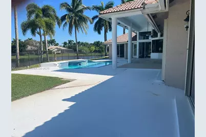 2534 Poinciana Dr, Weston, FL 33327 - Photo 9