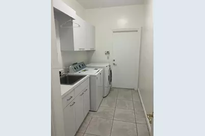 2534 Poinciana Dr, Weston, FL 33327 - Photo 37