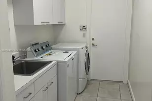 2534 Poinciana Dr, Weston, FL 33327 - Photo 37