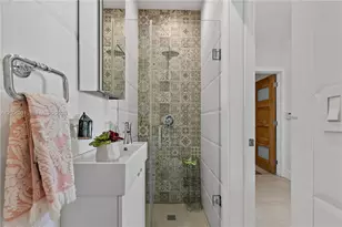 2973 NW 97th Ct, Doral, FL 33172 - Photo 15