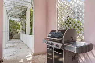 721 Biltmore Way, Coral Gables, FL 33134 - Photo 25