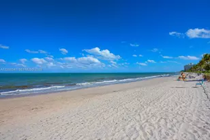 607 Ocean Dr, Key Biscayne, FL 33149 - Photo 35