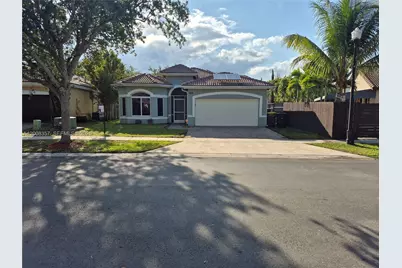 161 SE 22nd Ter, Homestead, FL 33033 - Photo 1
