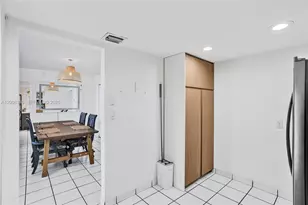 100 Bayview Dr, Sunny Isles Beach, FL 33160 - Photo 13