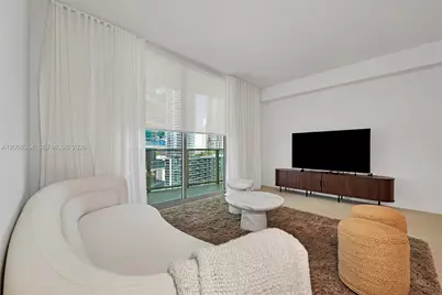 77 SE 5 #1906, Miami, FL 33131 - Photo 9