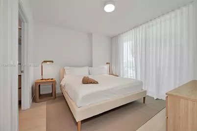 77 SE 5 #1906, Miami, FL 33131 - Photo 11