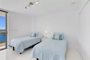 3701 N Country Club Dr, Aventura, FL 33180 - Photo 27