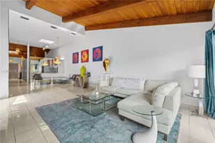 2679 S Parkview Dr, Hallandale Beach, FL 33009 - Photo 9