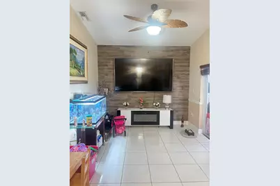 12377 NW 97th Pl #12377, Hialeah Gardens, FL 33018 - Photo 7